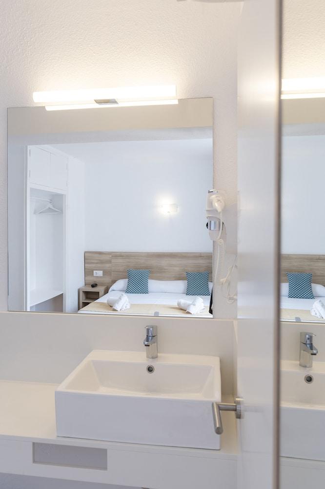 Hotel Suncoast Ibiza - Adults Only -